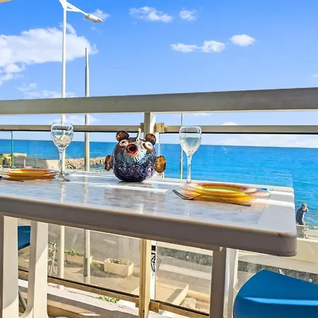 Διαμέρισμα 'le Berkeley' Vue Mer, Centre, Parking *