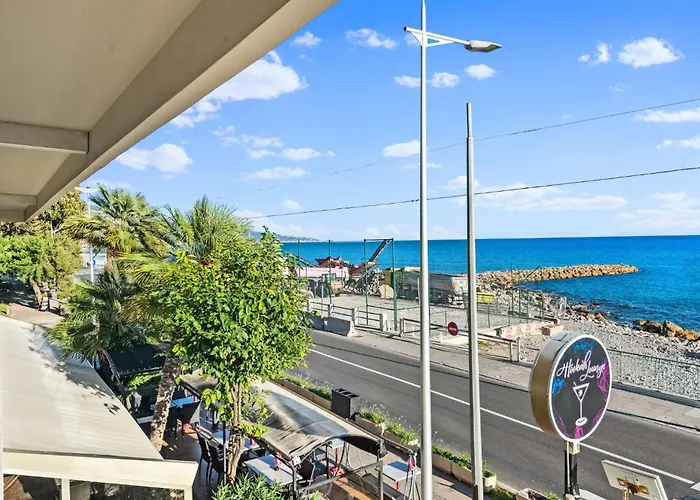 'le Berkeley' Vue Mer, Centre, Parking *