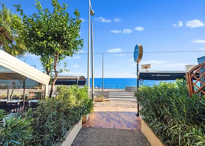 'le Berkeley' Vue Mer, Centre, Parking